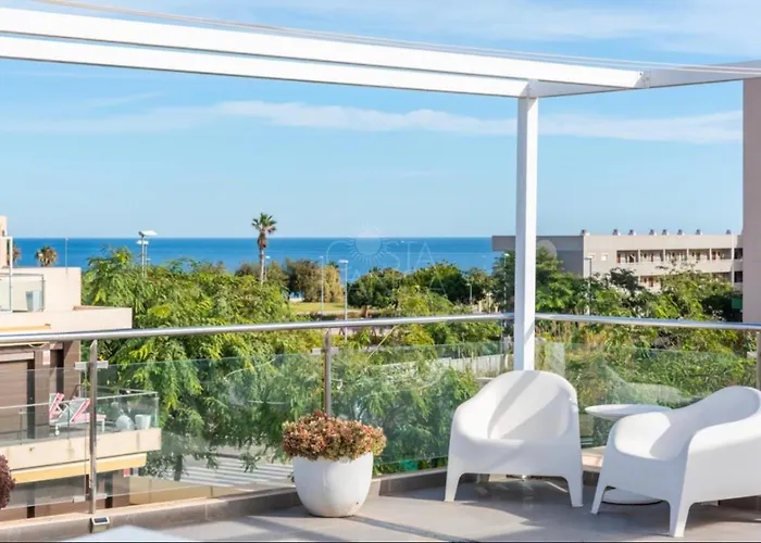 Luxury Apt With Seaview Roof Near The Beach