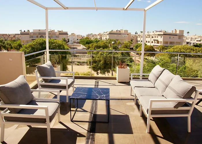 Luxury Apt With Seaview Roof Near The Beach