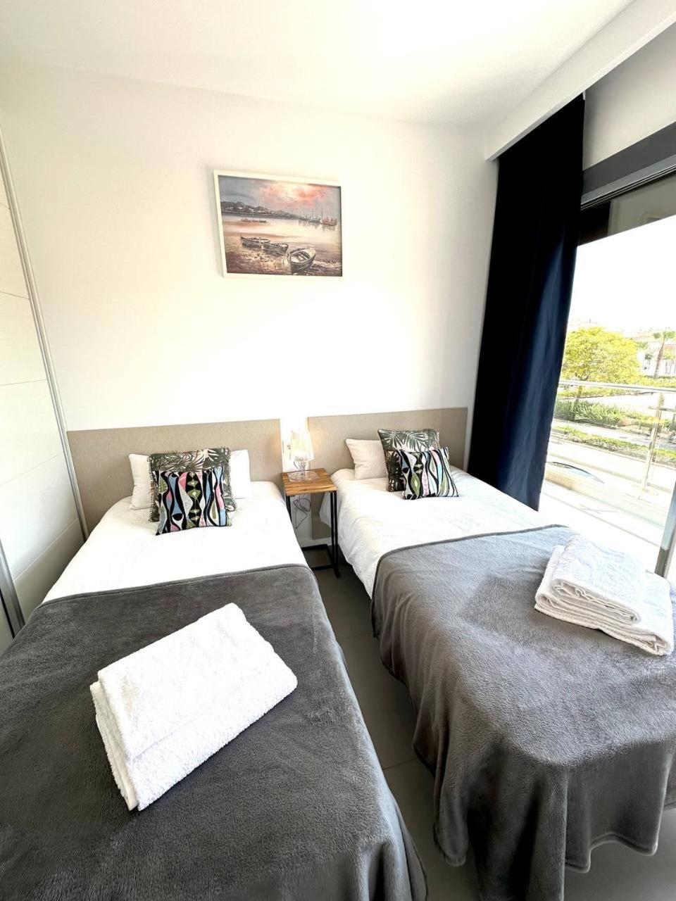 Luxury With Seaview Roof Near The Apartment Torre de la Horadada