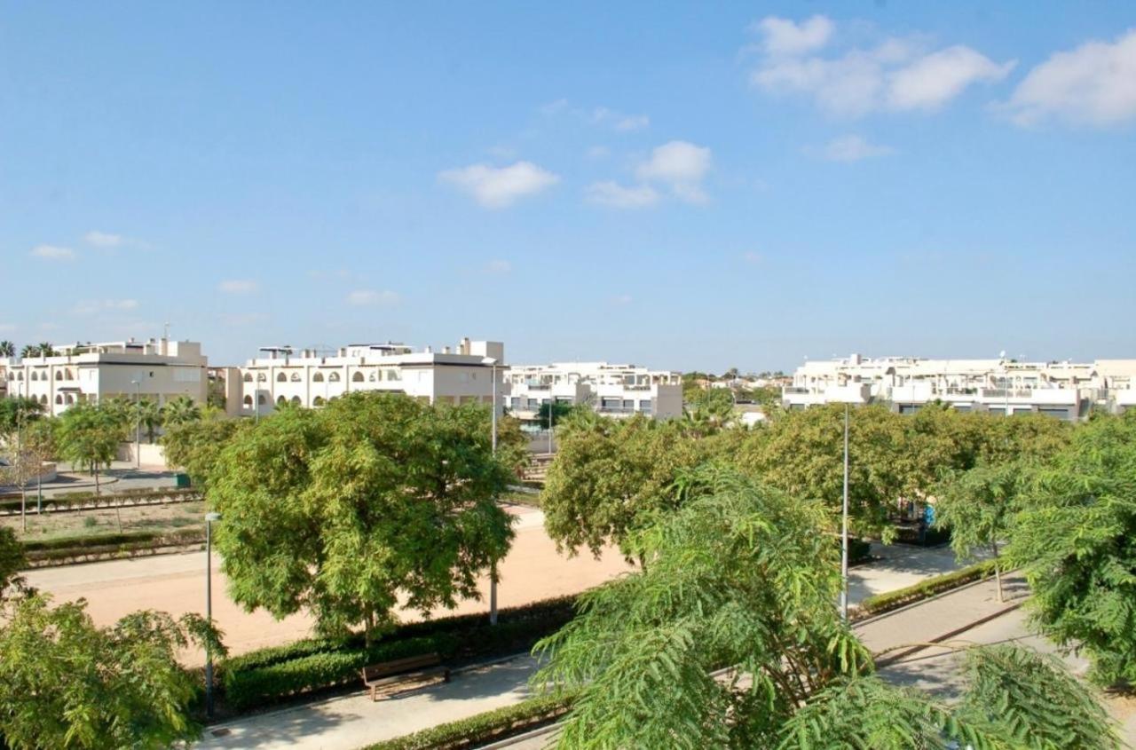 Luxury With Seaview Roof Near The Apartment *