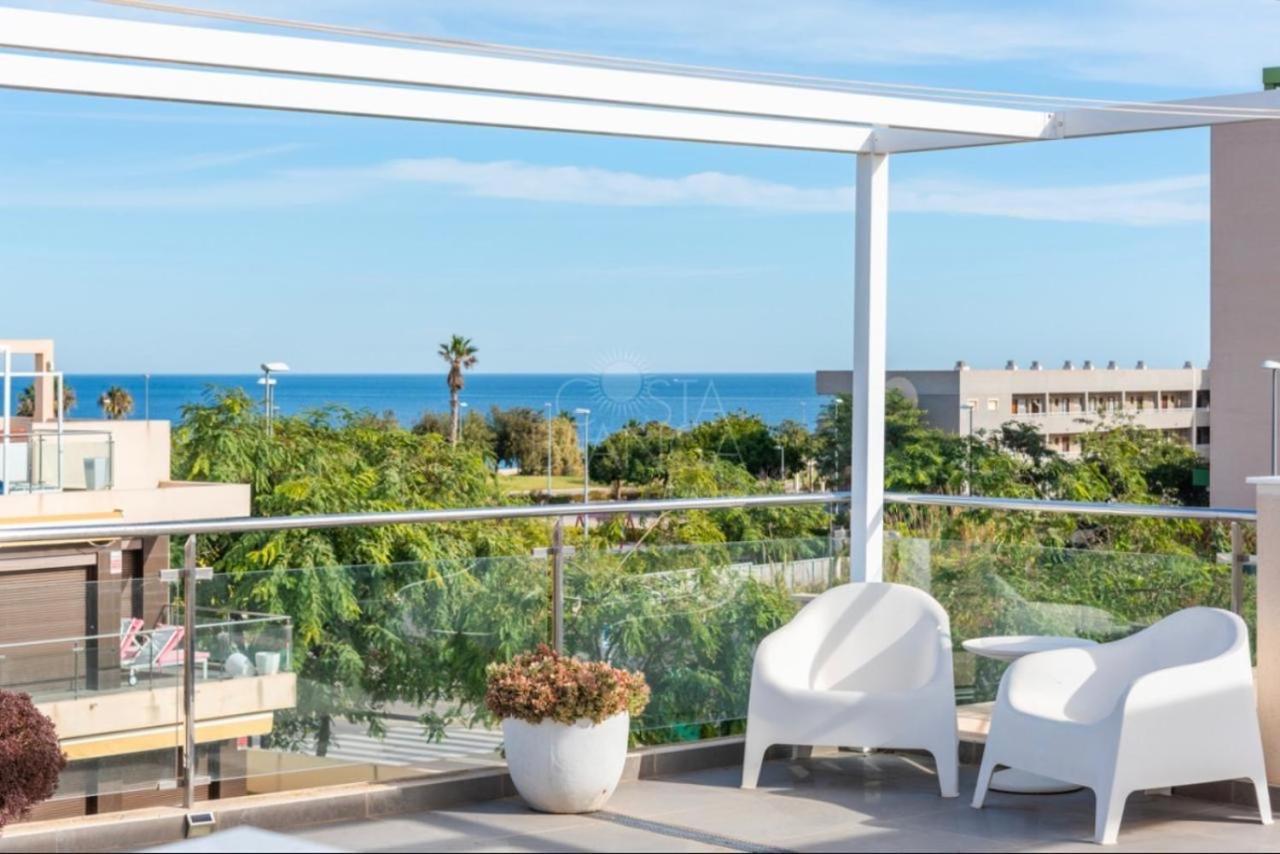 Apartment Luxury With Seaview Roof Near The *